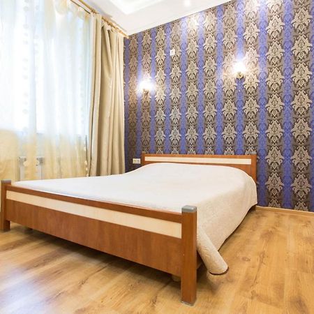 Modern New Studio - Maika Yohansena Str 18A Apartment Kharkov Luaran gambar