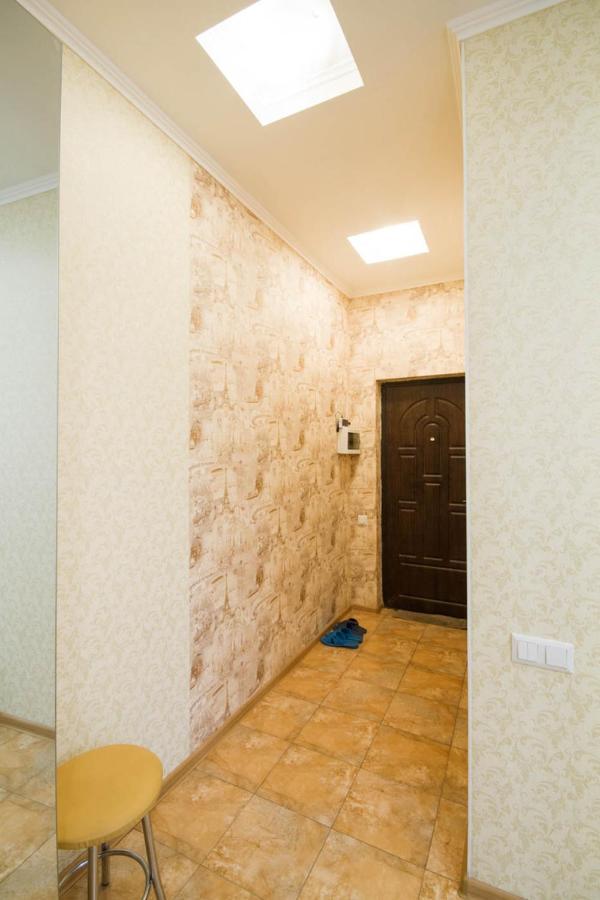 Modern New Studio - Maika Yohansena Str 18A Kharkov Luaran gambar