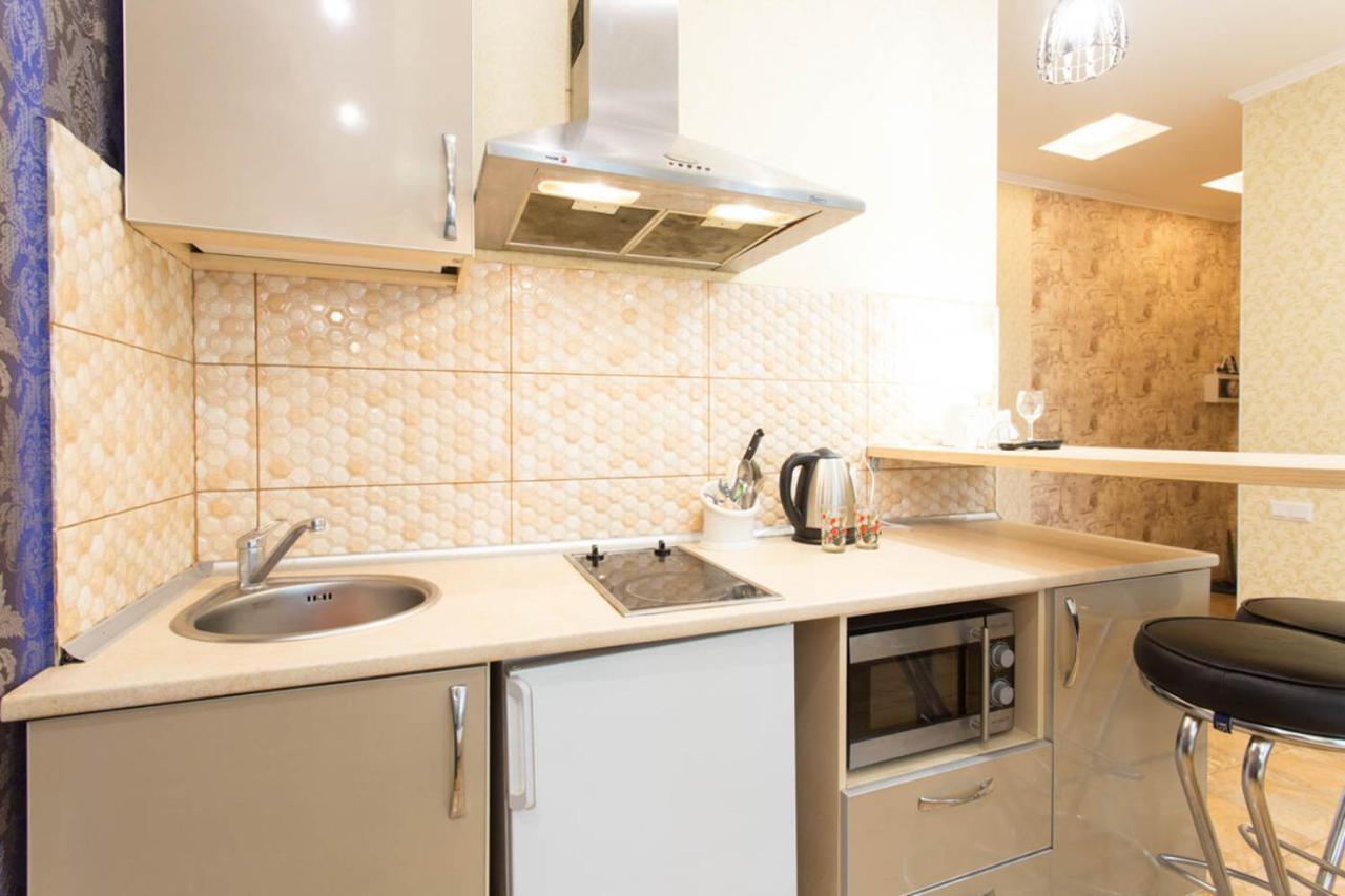 Modern New Studio - Maika Yohansena Str 18A Kharkov Luaran gambar