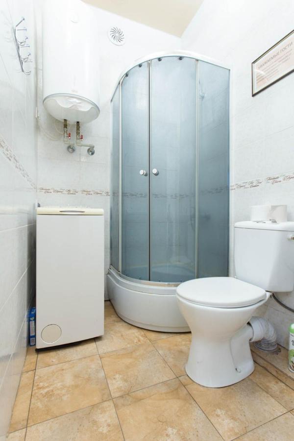 Modern New Studio - Maika Yohansena Str 18A Kharkov Luaran gambar
