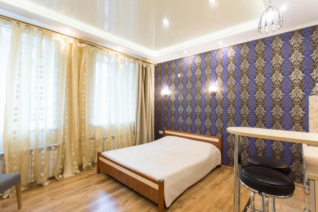 Modern New Studio - Maika Yohansena Str 18A Kharkov Luaran gambar